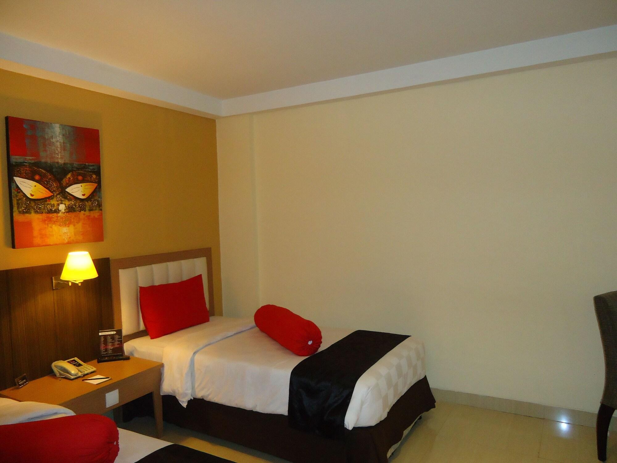 Scarlet Hotel Makassar Dış mekan fotoğraf