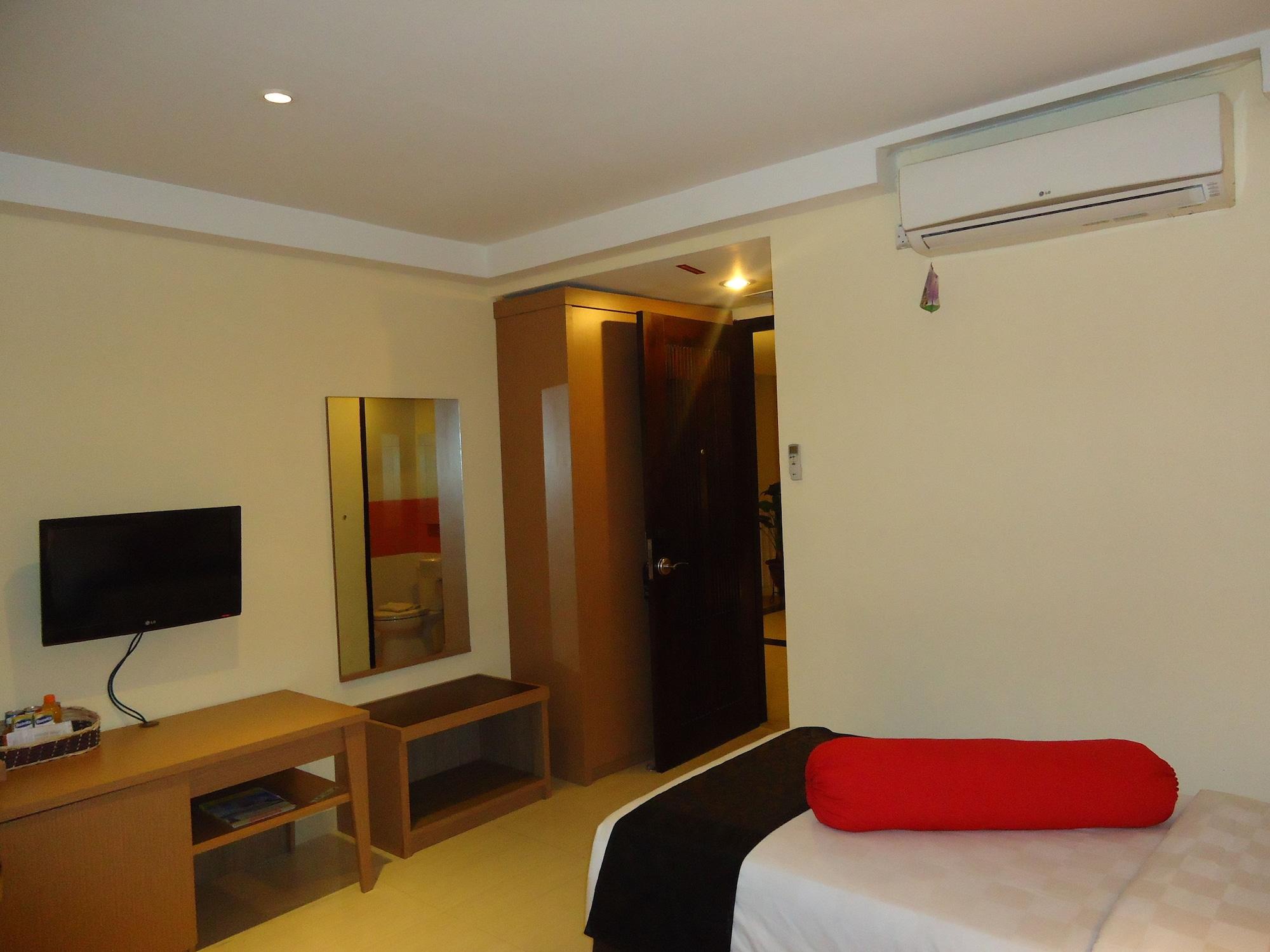 Scarlet Hotel Makassar Dış mekan fotoğraf